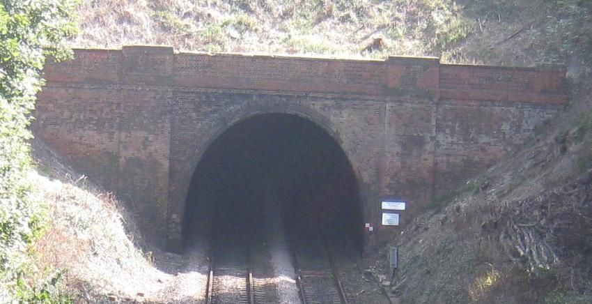 tunnelWest_zps31c0f2c8.jpg