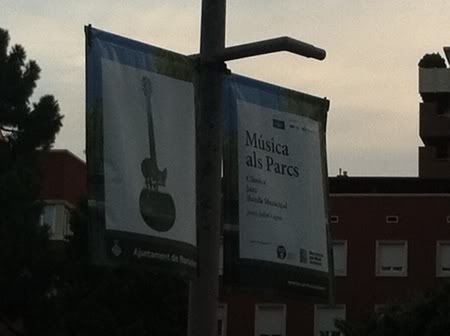 Música Guitarra y Parques de Barcelona (c) acordesBCN utensilios de pasteleria y reposteria barcelona