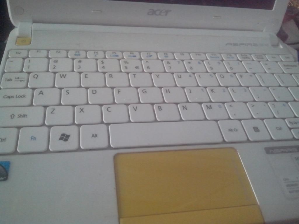 Acer aspire one happy2 ... hình thiệt bán