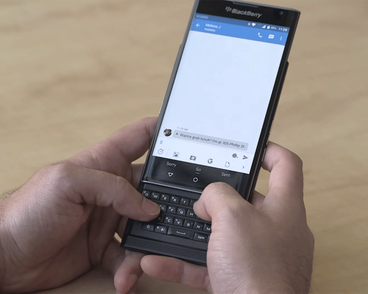 Nếu BlackBerry Priv thành công, liệu BlackBerry có bỏ BB10 chạy theo Android?
