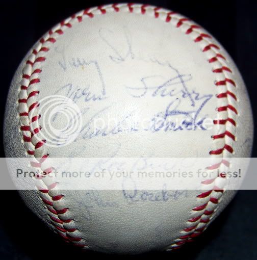 1961 Dodgers Team Signed Baseball Gil Hodges Sandy Koufax Walt Alston 